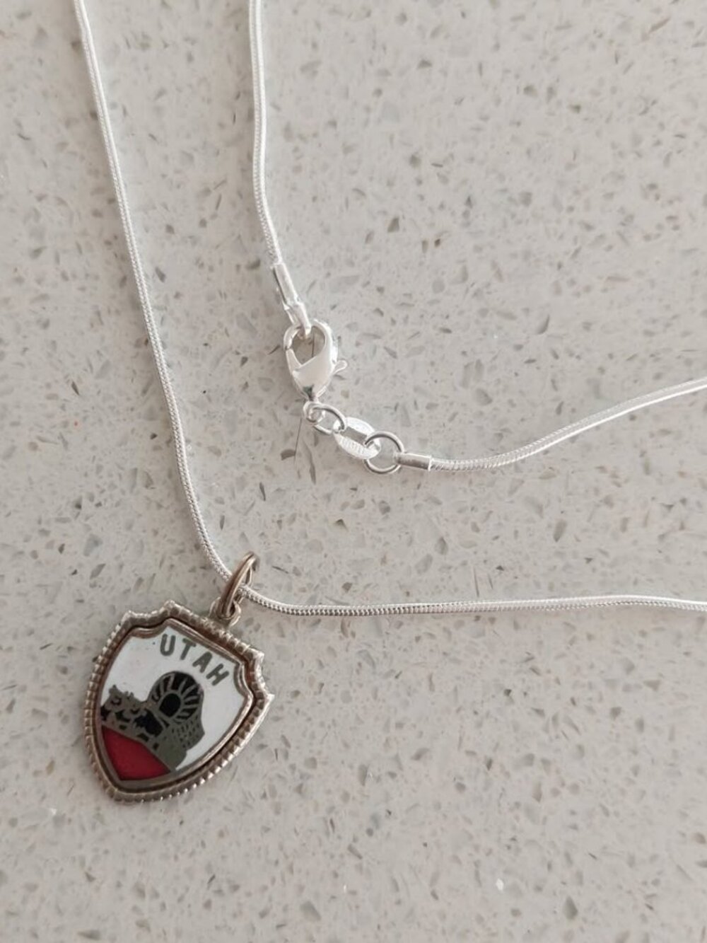 Sterling Silver 925 Necklace and Vintage Utah State Souvenir Emblem Pendant
